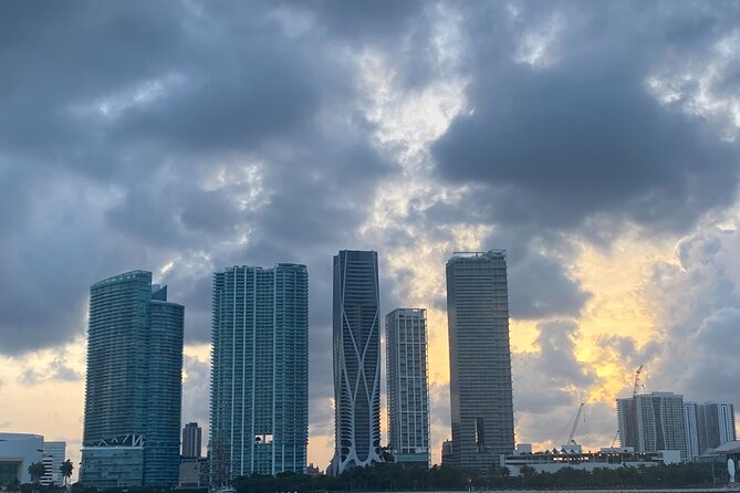 Miami: Biscayne Bay Star Island Sightseeing Cruise+Miami Skyline - Booking and Cancellation Policies
