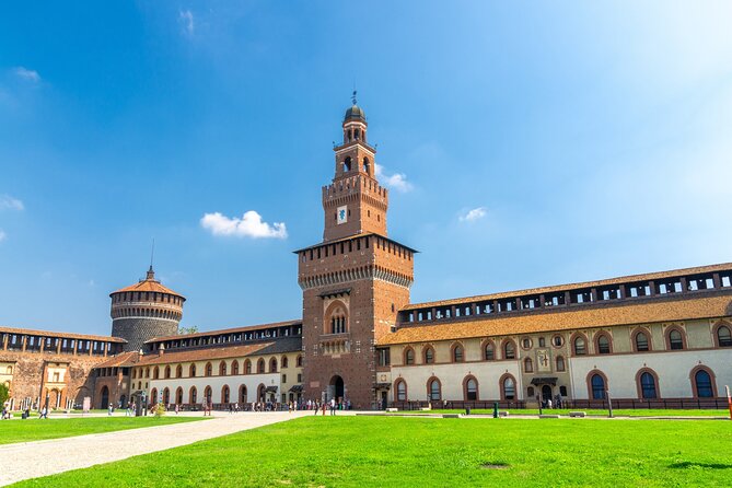 Milan Tour Old Town, Sforza Castle, Duomo, Galleria Vittorio - Participation Guidelines