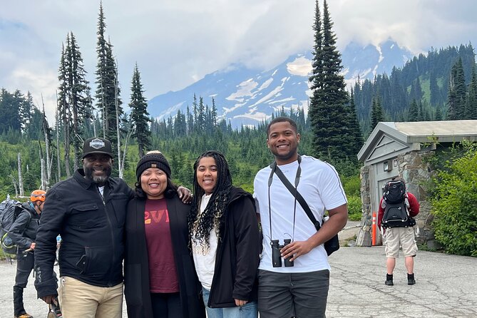 Mt. Rainier Full-Day Adventure (Luxury SUV - Up to 7 Guests) - Customer Feedback and Ratings