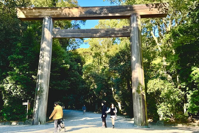 Nagoya 1-Day Private Tour - Toyota Castle Osu and Atsuta Shrine - Logistics and Meeting Points
