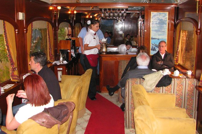 Napa Valley Wine Train Tour Glamorous Dining Experience - Accessibility Considerations