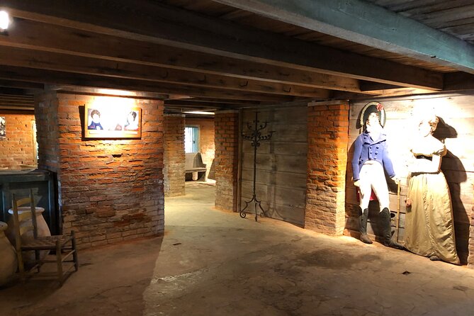 N'Awlins Luxury: Laura Plantation Tour W/Transportation - Discovering Creole History and Traditions
