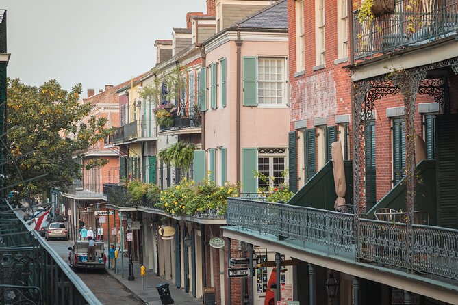 New Orleans Haunted Legends & Scandals Small Group Tour - Meeting Point and Tour Duration