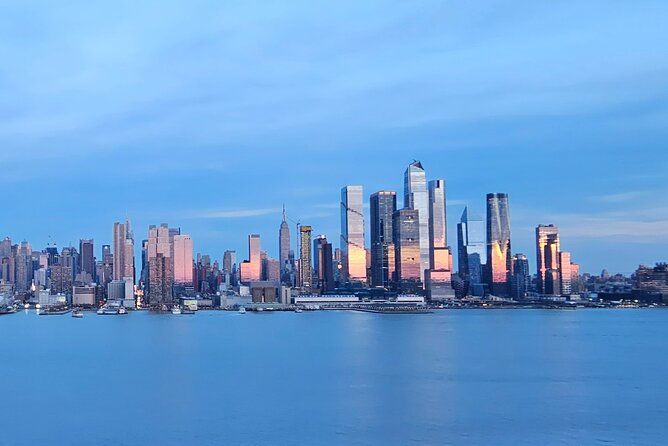 New York Skyline Magic - Private Tour With a Local - Key Points