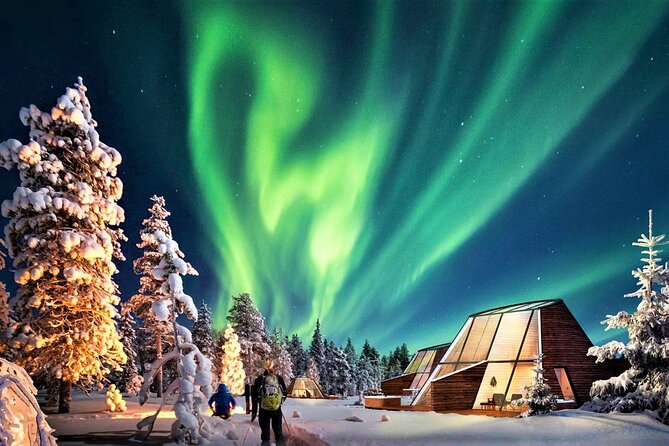Northern Lights Hunting Sonkamuotka - Photography and Capturing the Lights