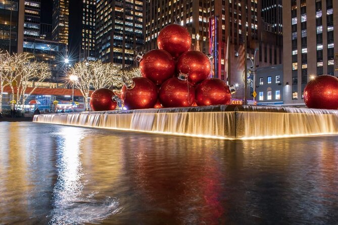 NYC Holiday Lights and Magic Pedicab Tour - Memorable Moments