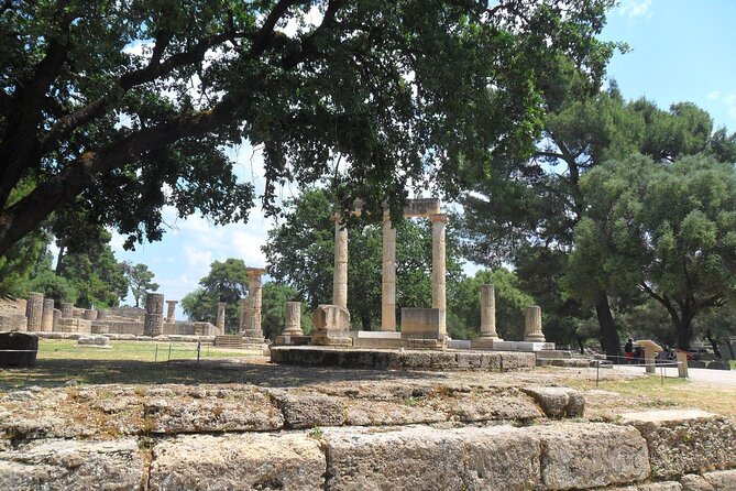 Olympia Elegance: All-Inclusive Small Group Tour - Exploring Olympias Elegance