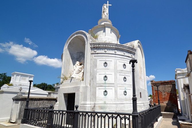 One Hour Saint Louis Cemetery Number One Walking Tour - Christian Denominations in Louisiana