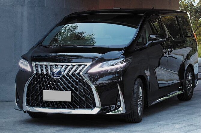Osaka Airport Transfers : Kansai Airport KIX to Osaka City in Business Van - Convenience and Comfort
