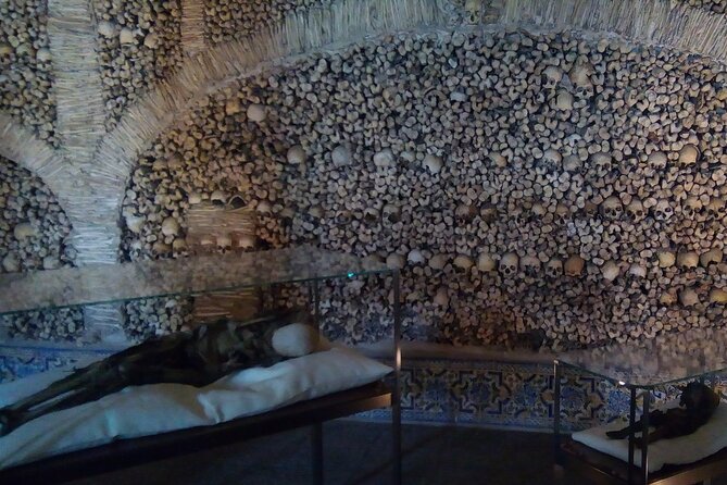 Private Day Tour Évora Cork Wine Temple of Diana and Bone Chapel - Additional Tips