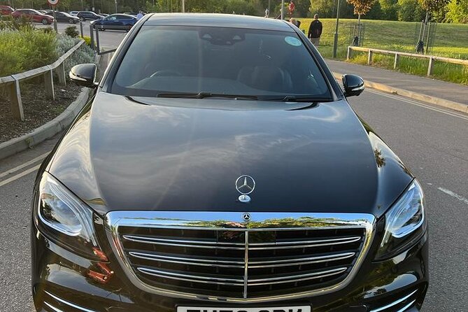 Private Limo Transfer Services From Heathrow Airport to Edinburgh - Comparison to Other Transport Options