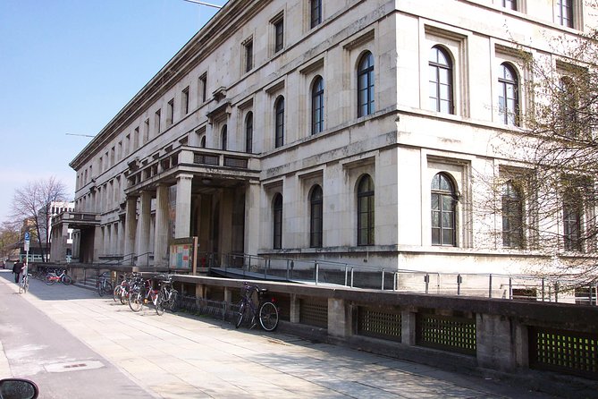 Private Tour on in Hitlers Footsteps Through Munich - Significant Historical Sites