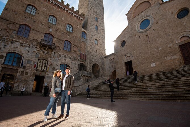 Private Tour San Gimignano-Chianti With Photographer From Pisa - Pisa to San Gimignano