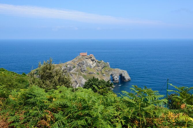 Private Tour to Biarritz and Baiona From Bilbao - Discovering Baiona
