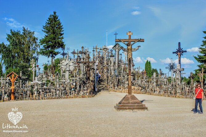 Private Transfer: Ryga to Klaipeda via Hill of Crosses & Rundale Palace - Highlights Along the Route