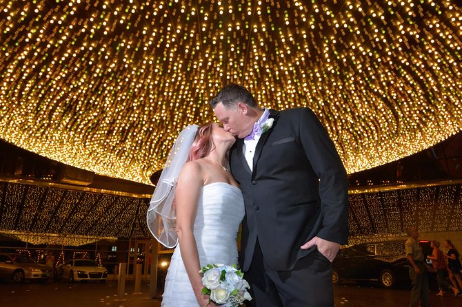 Private Vintage Vegas Walking Photo Tour Review - Capturing Las Vegas Memories