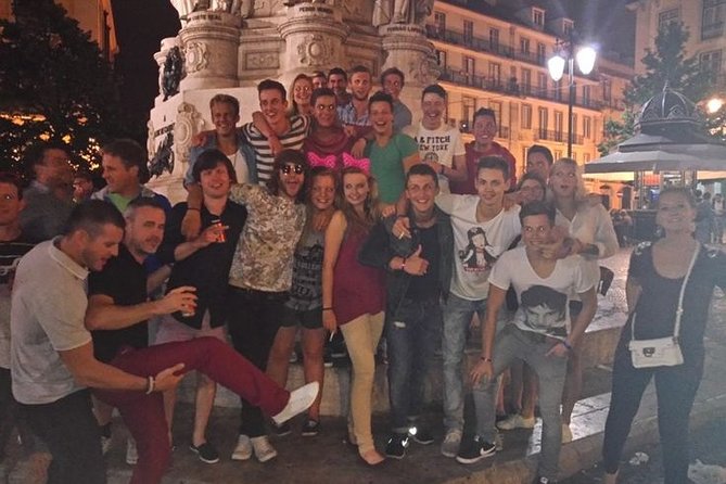 Pub Crawl Lisbon - Getting There and Around