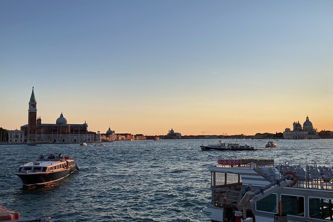 Punta Sabbioni - Venice at Sunset: Boat Tour With Aperitif - Booking Your Adventure