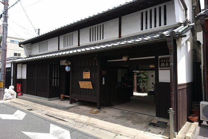 Relax in Nara: Deer Park, Todai-ji Temple and Merchants Town - Navigating Naras Public Transportation System