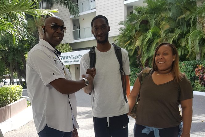 Roundtrip Transfer From Montego Bay Airport to Meliá Braco Hotel - Pricing Information