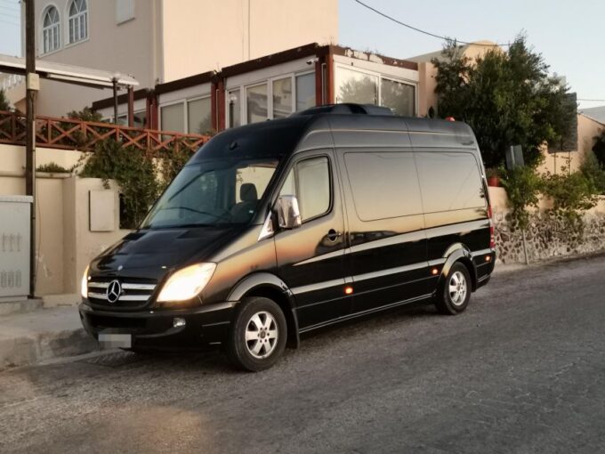 Santorini: 1-Way Transfer From/To Santorini Airport - Destination Information