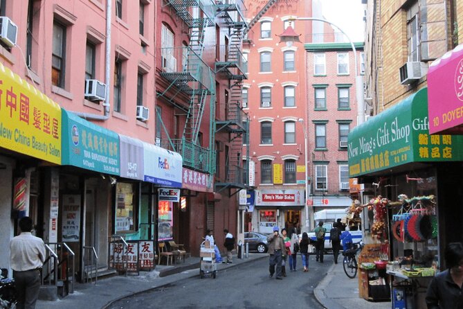 Scavenger Hunt in Hidden Treasures of Chinatown NYC - Discover Hidden Gems Along the Route
