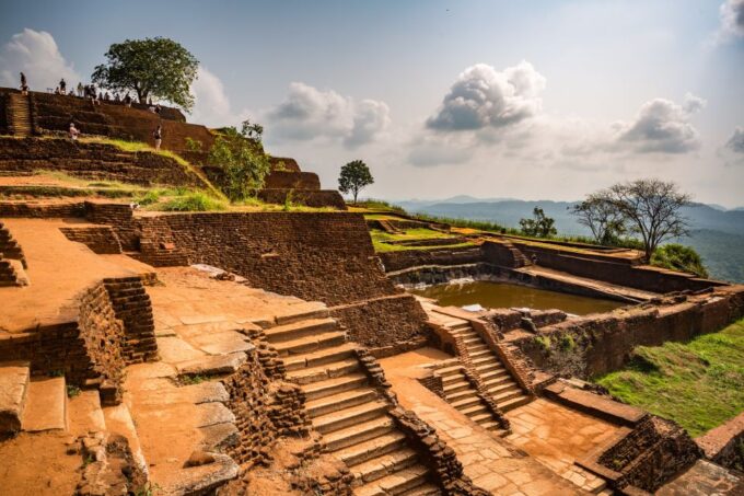 Sigiriya and Pidurangala Rock From Colombo - Exploring Sigiriya Lion Rock