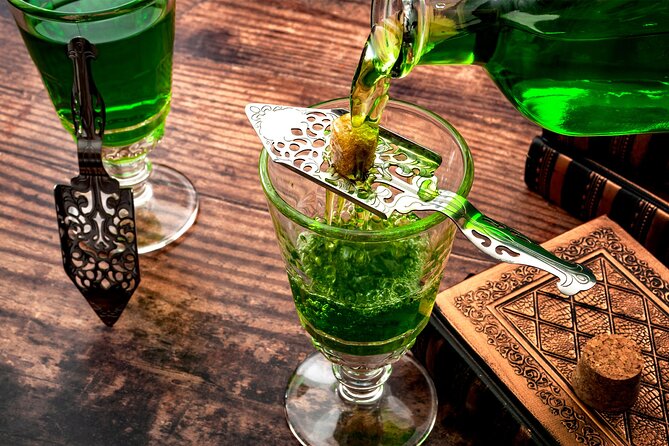 Sip and Saunter: Daytime Cocktail Tour - Booking and Payment Policies