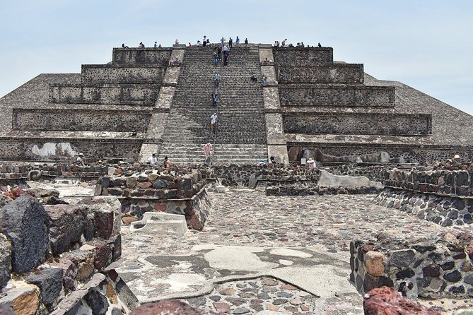 Small VIP Group: Teotihuacan Pyramids and Shrine of Guadalupe With Lunch - Customer Feedback and Ratings
