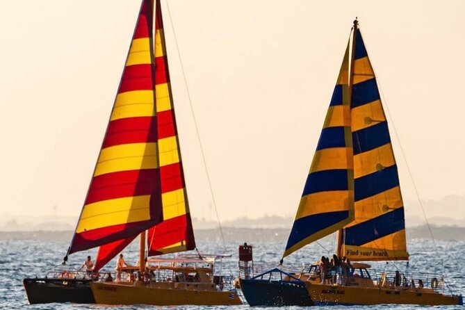 South Shore Open Sail From Kewalo Harbor Including Drinks - Reviews and Ratings Highlights