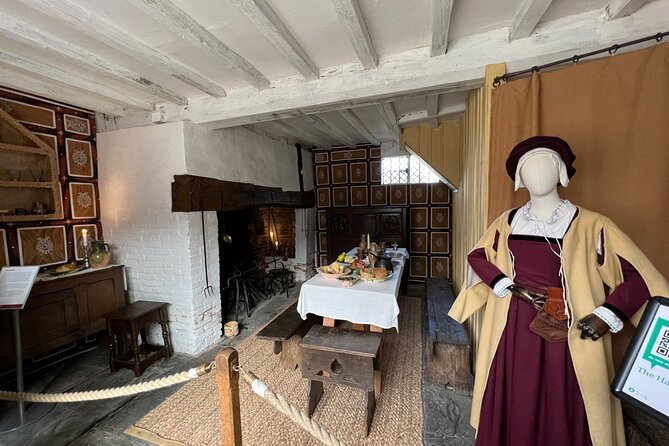 Stratford Upon Avon & Warwick Castle Private Tour - Tips for Your Visit