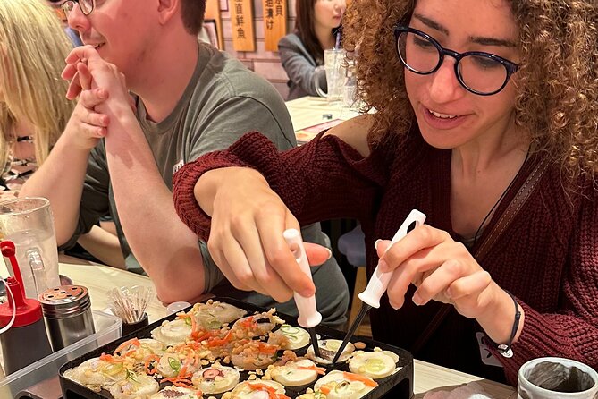 Takoyaki Party & Shinjuku Night Tour in Tokyo ※Unlimited Drinks - Positive Guest Reviews and Feedback
