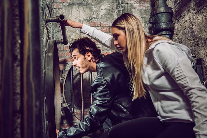 The Escape Game at St. Johns Town Center in Jacksonville - Age and Group Size Restrictions