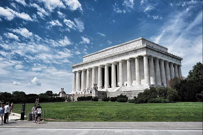 The Washington DC Sightseeing Day Pass: Save Big at 15+ Monumental Attractions - Customer Support Insights