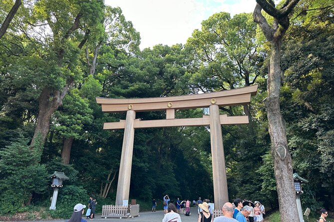 Tokyo Morning Tour: Asakusa, Meiji Shrine and Tsukiji Fish Market - Traveler Feedback and Ratings