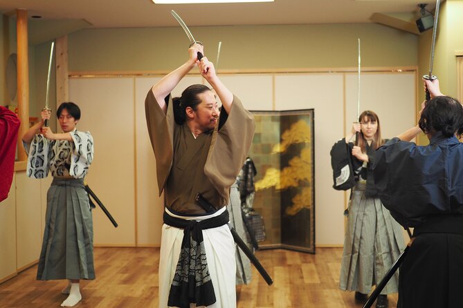 Tokyo: Samurai Shogun Experience and Show - Preparing for the Experience