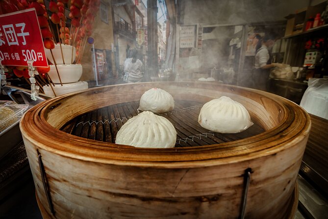 Tokyo Traditional Food Tour in a Small Group - Four Iconic Dishes to Savor