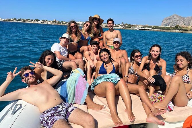 Tour in Luxurious Dinghy to Mondello and Isola Delle Femmine - Booking Your Experience