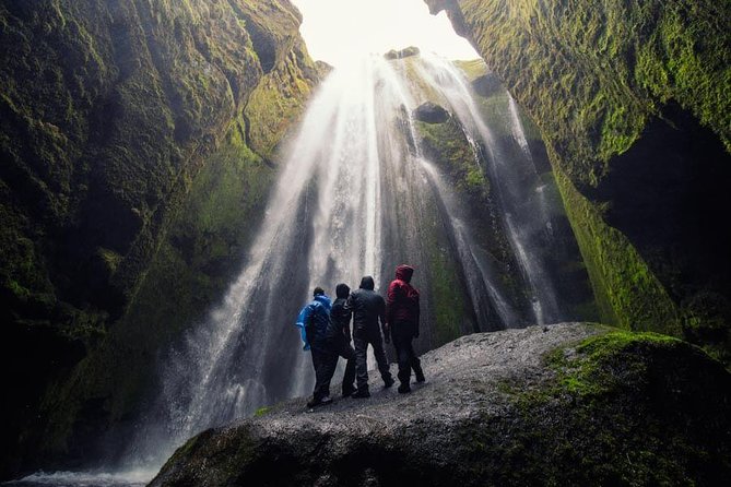 Vacation Photographer in Reykholt - Outfit Suggestions