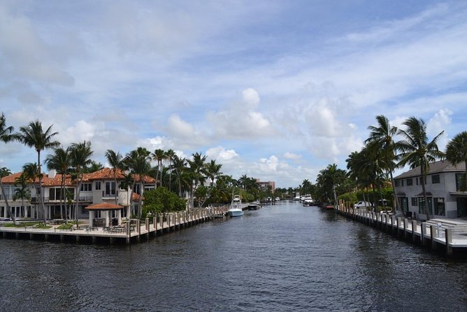Venice of America Tour | Millionaires Row | Complimentary Drinks - Weather Policy and Group Size