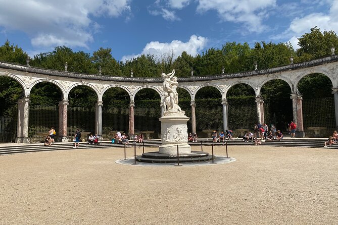 Versailles Palace Priority Access Guided Tour - Small Group - Discovering the Trianon