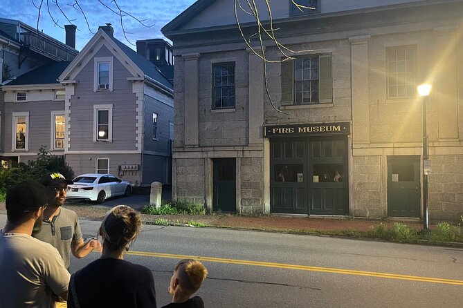 Walk With Ghosts in Portland - Immersing Yourself in the Macabre Atmosphere