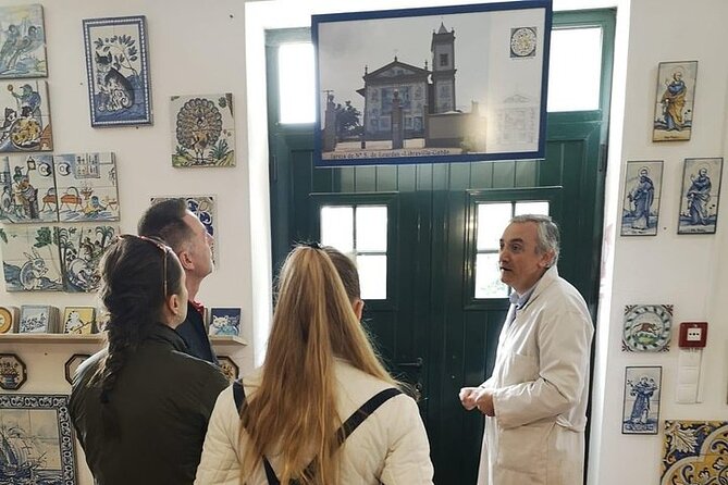 Wine Tour in Azeitão and Setúbal With Arrábida Beaches - Winery Visits in Azeitão