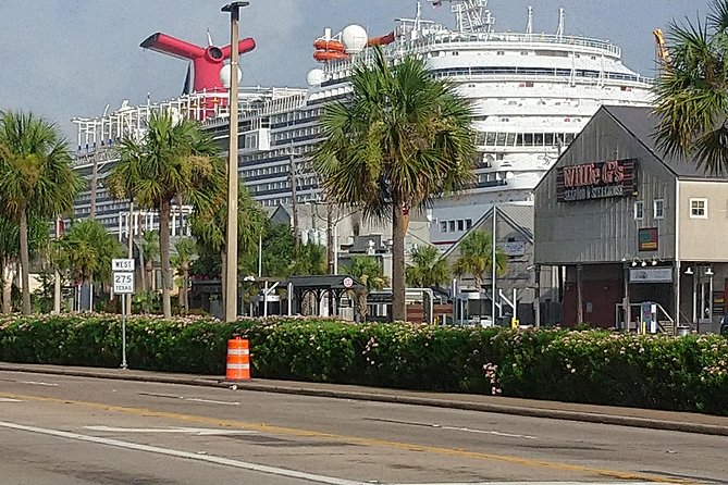 10 PAX Private Transfer Galveston- IAH Airport, and Houston City. - Tips for a Smooth Experience