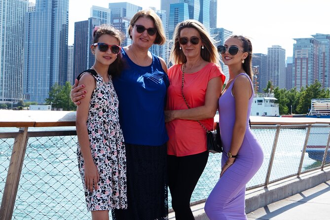 2 Hour Magnificent Chicago Tour With Photos and Popcorn - Capturing the Essence of Chicago