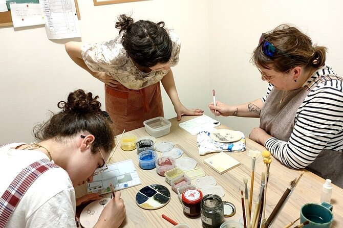 2 Hours Private Painting of Ceramics in Osaka - Name Written in Japanese
