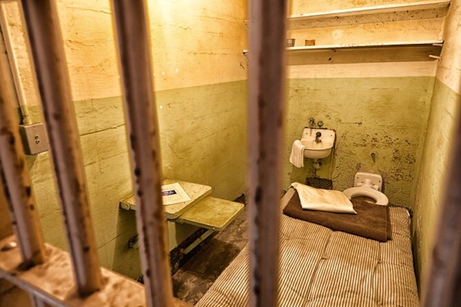 Alcatraz Night Tour With 1-Day City Bus Tour in San Francisco - Tips for a Comfortable Experience