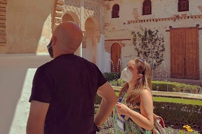 Alhambra Unique Experience: Private Visit With Official Guide - The Unforgettable Experience