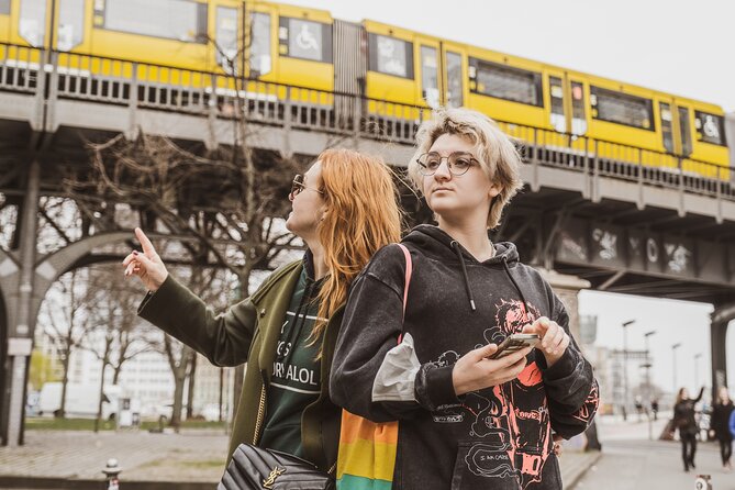 Alternative Culture Berlin Private Walking Tour and Photoshoot - Exploring Alternative Culture