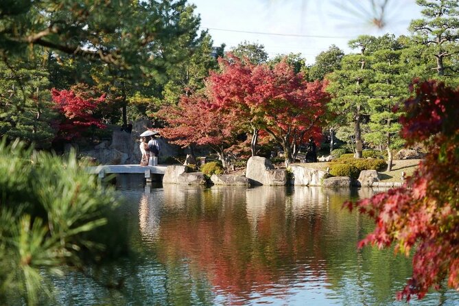 Autumn Leaves Private Tour in Nagoya - Visiting the Tokugawa Garden